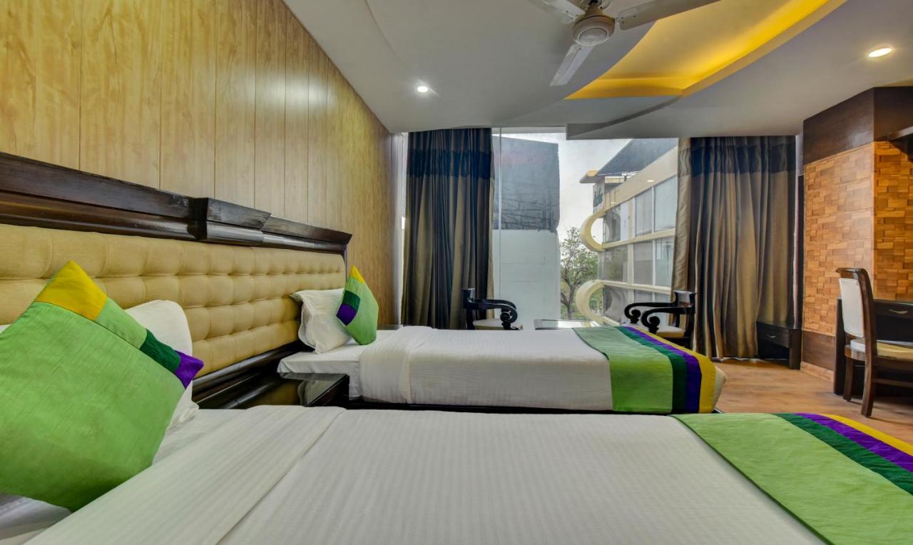 Treebo Elysee, Patel Nagar Dehradun Exterior foto